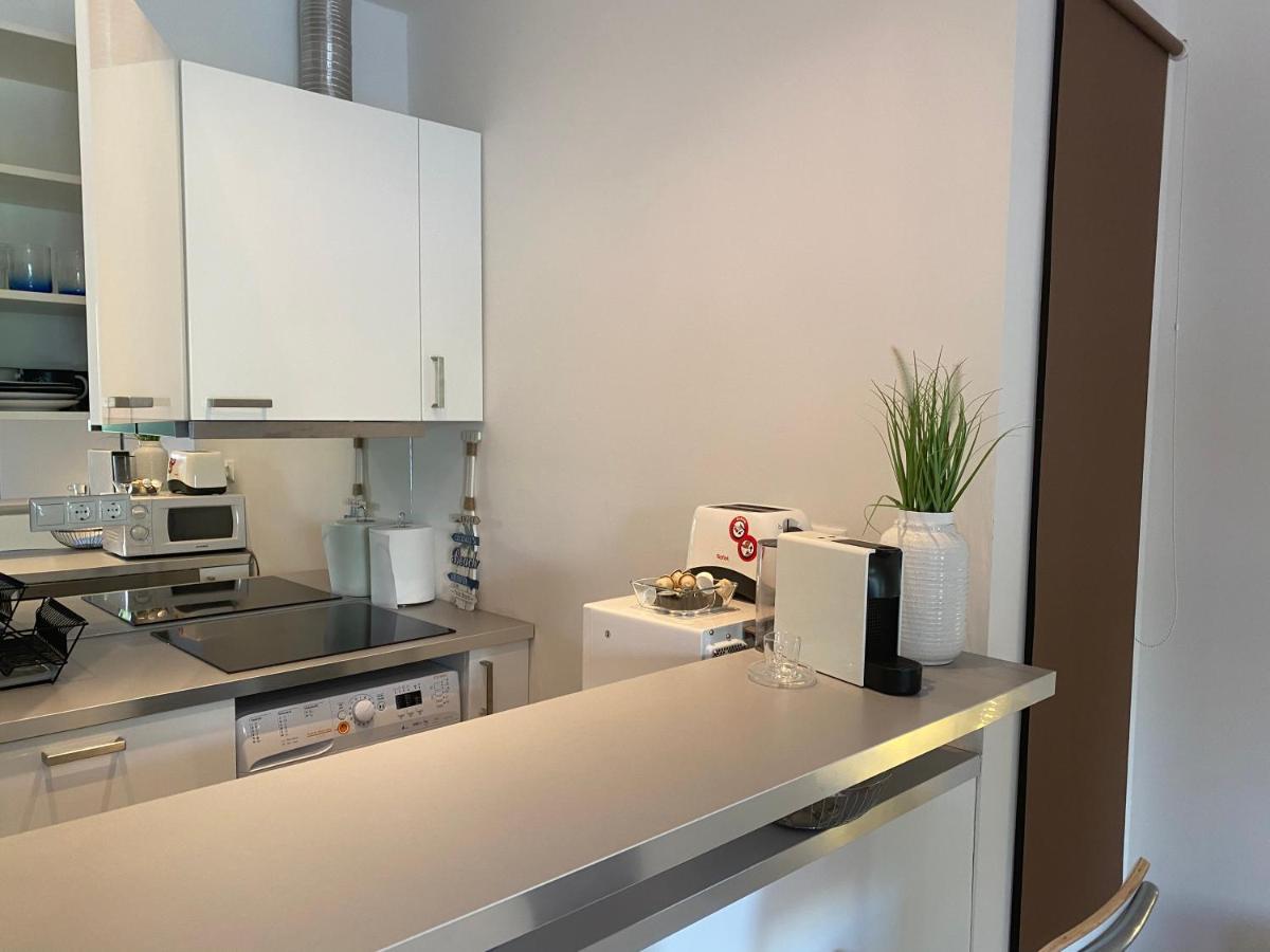 Blue Port Apartment In Ujlipotvaros With Free Parking Budapeste Exterior foto