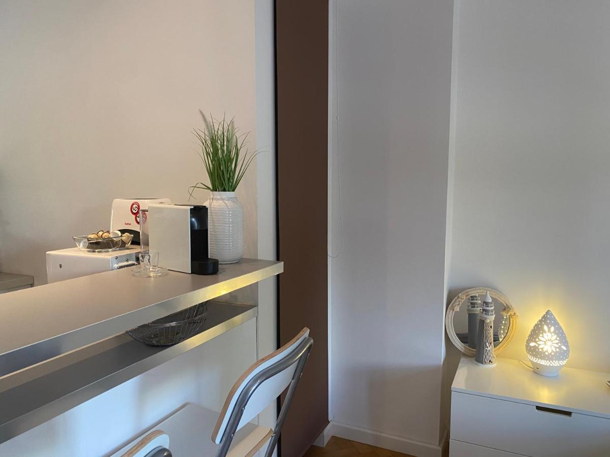Blue Port Apartment In Ujlipotvaros With Free Parking Budapeste Exterior foto
