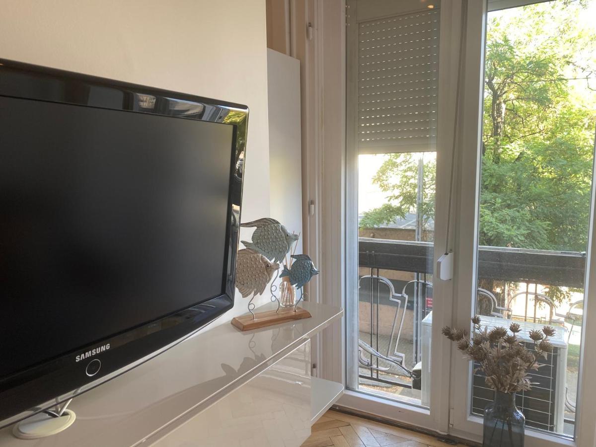 Blue Port Apartment In Ujlipotvaros With Free Parking Budapeste Exterior foto
